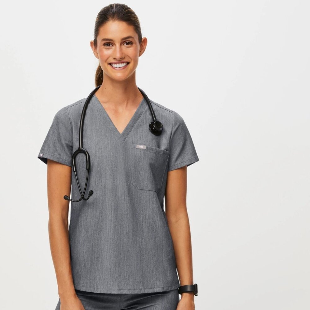 Figs Women's Slate V-Neck Short Sleeve Tee